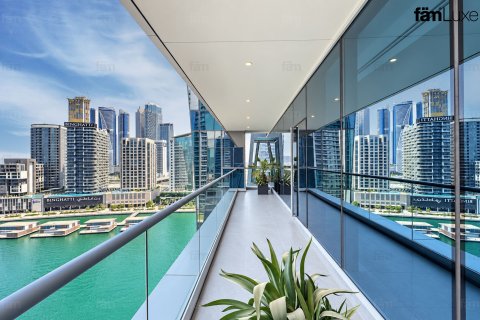Διαμέρισμα σε Business Bay, Dubai, ΗΑΕ 3 υπνοδωμάτια, 240.8 τ.μ. Αρ. 766492