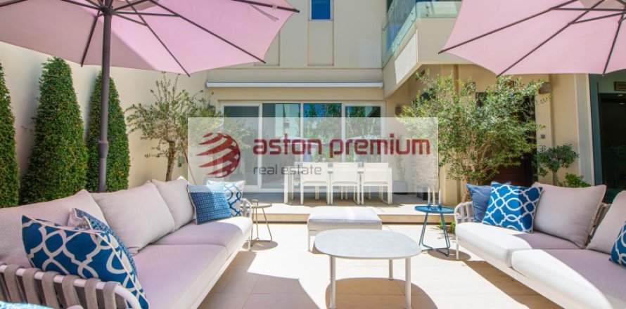 Villa in The Sustainable City, Dubai, UAE 5 bedrooms, 353 sq.m. № 718556