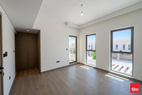 Dubai, BAE’de kiralık villa 5 yatak odası, 246.9 m² No 718551 - fotoğraf 4
