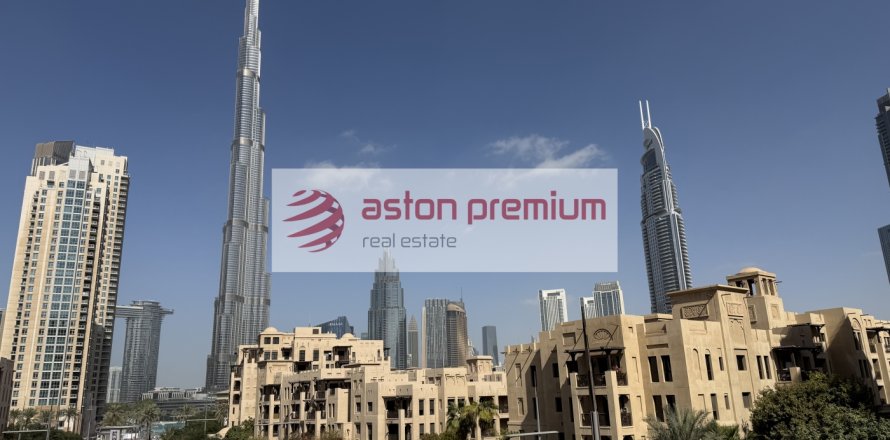 Appartement à Old Town, Dubai, EAU: 2 chambres, 130 m2 № 687820