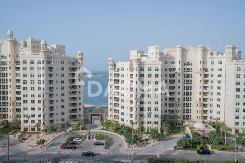 דירה למכירה ב Palm Jumeirah, Dubai, איחוד האמירויות  4 חדרי שינה, 450 מ"ר, מספר 706798 - תמונה 9