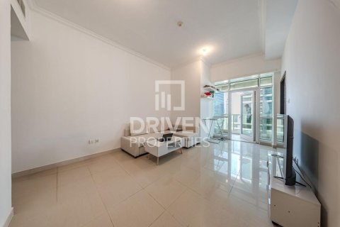 Müüa korter asukohaga Jumeirah Lake Towers, Dubai, AÜE: 1 magamistoaga, 67.73 m² Nr 744418 - pilt 4