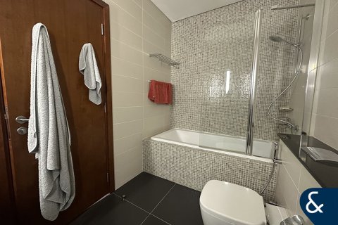 Apartment in DIFC, Dubai, UAE 2 bedrooms, 184 sq.m. № 668572 - photo 11