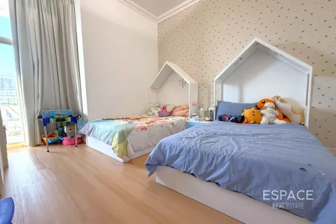 Városi lakóépület itt: Al Furjan, Dubai, EAE, 4 hálószoba, 279 m², azonosító: 649490 - fénykép 14