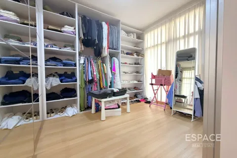 Városi lakóépület itt: Al Furjan, Dubai, EAE, 4 hálószoba, 279 m², azonosító: 649490 - fénykép 11