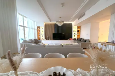 Városi lakóépület itt: Al Furjan, Dubai, EAE, 4 hálószoba, 279 m², azonosító: 649490 - fénykép 4