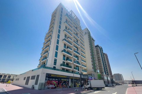 Apartman u AZIZI PLAZA u gradu Al Furjan, Dubai, UAE 2 spavaće sobe, 95 m2 Br. 670440 - Slika 25