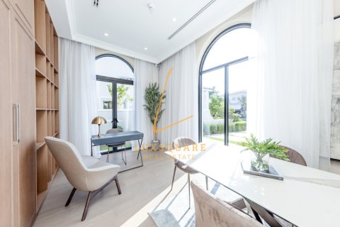 Vila di Jumeirah Golf Estates, Dubai, UAE 5 bilik tidur, 896 meter persegi № 670436 - foto 6