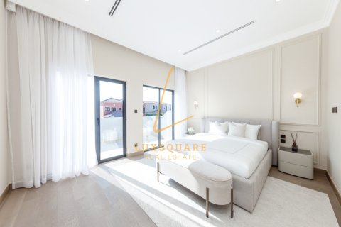 Vila di Jumeirah Golf Estates, Dubai, UAE 5 bilik tidur, 896 meter persegi № 670436 - foto 13