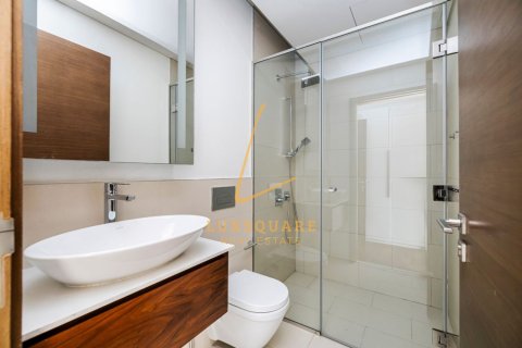 Al Wasl, Dubai, UAE의 임대용 아파트 침실 2개, 160제곱미터 번호 670437 - 사진 11