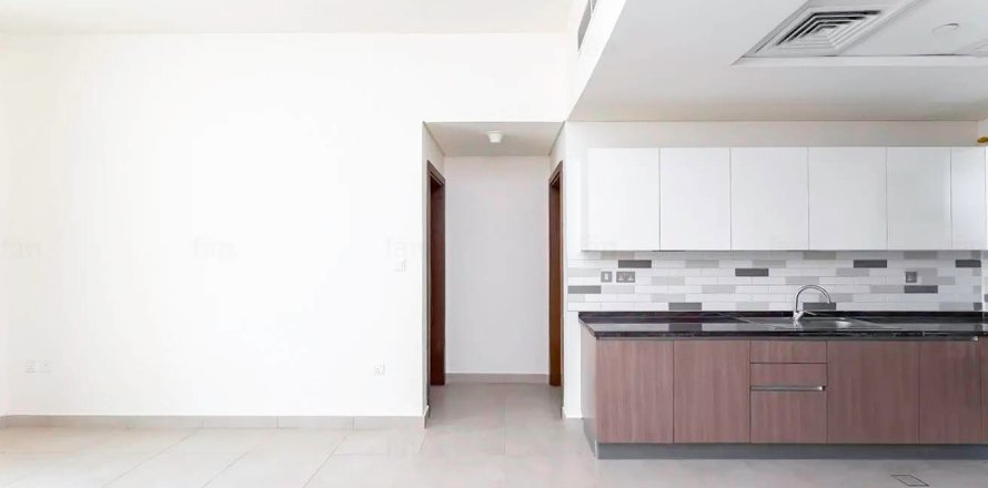 Apartman u AZIZI PLAZA u gradu Al Furjan, Dubai, UAE 2 spavaće sobe, 85 m2 Br. 670441