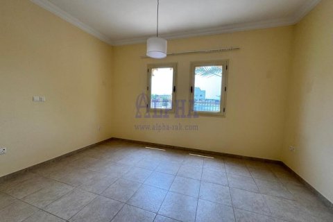 Vilă de închiriat în Al Hamra Village, Ras Al Khaimah, EAU 5 dormitoare, 944.8 mp.  №703172 - poză 12
