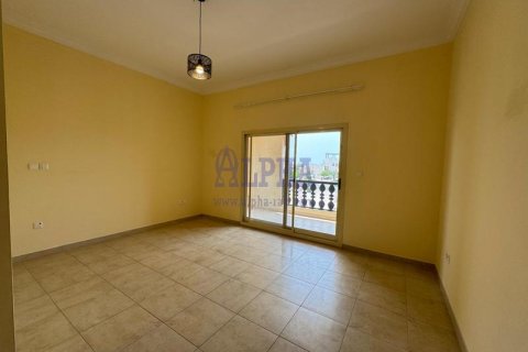 Vilă de închiriat în Al Hamra Village, Ras Al Khaimah, EAU 5 dormitoare, 944.8 mp.  №703172 - poză 14