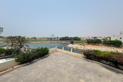 Vilă de închiriat în Al Hamra Village, Ras Al Khaimah, EAU 5 dormitoare, 944.8 mp.  №703172 - poză 19
