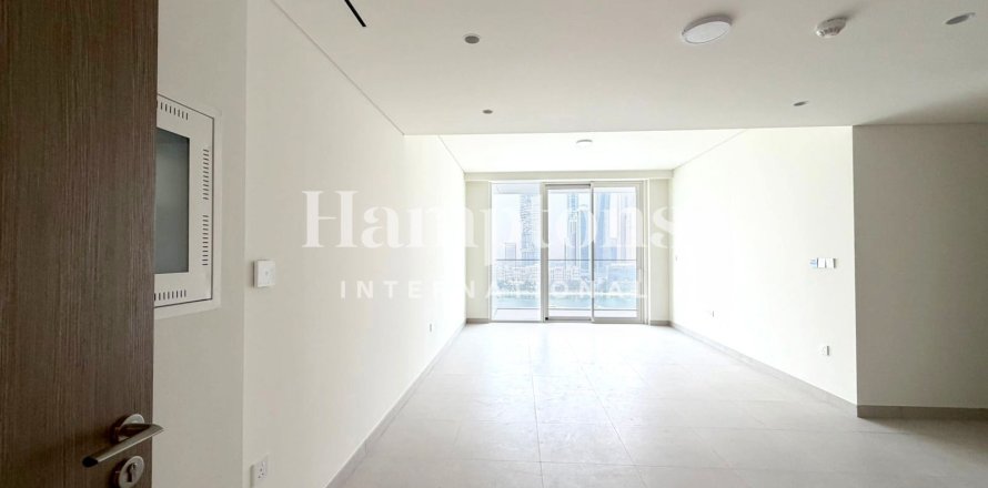 Appartamento a Dubai Harbour, Dubai, EAU 2 camere da letto, 115.664 mq. № 703155