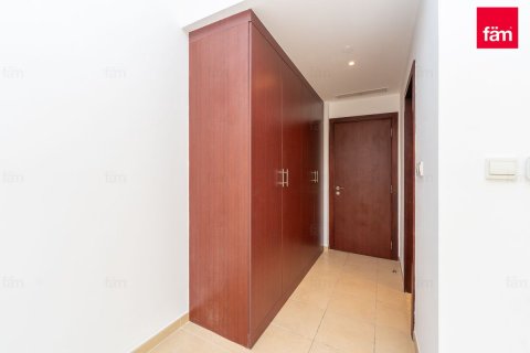 Apartment in Dubai, UAE 1 bedroom, 111.3 sq.m. № 629479 - photo 18