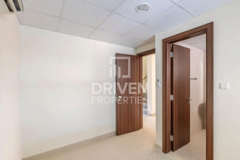 Villa en venta en Mohammed Bin Rashid City, Dubai, EAU 4 dormitorios, 191.47 m2 № 762523 - foto 6