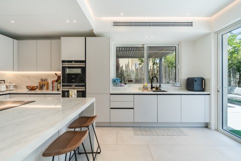 Kuća u nizu u Dubai, UAE 3 spavaćih soba, 225 m2 Br. 709731 - fotografija 7