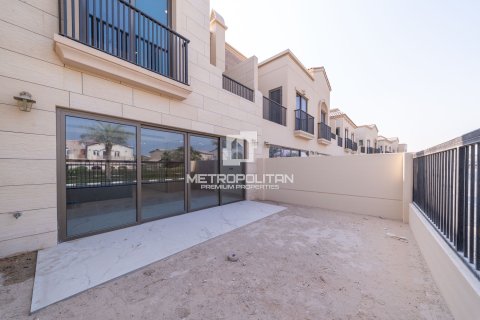 Kuća u nizu u Jumeirah Golf Estates, Dubai, UAE 3 spavaćih soba, 205 m2 Br. 664733 - fotografija 3