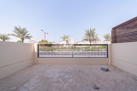 Kuća u nizu u Jumeirah Golf Estates, Dubai, UAE 3 spavaćih soba, 205 m2 Br. 664733 - fotografija 27