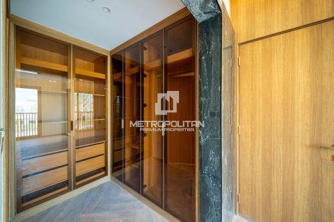 Kuća u nizu u Jumeirah Golf Estates, Dubai, UAE 3 spavaćih soba, 205 m2 Br. 664733 - fotografija 18