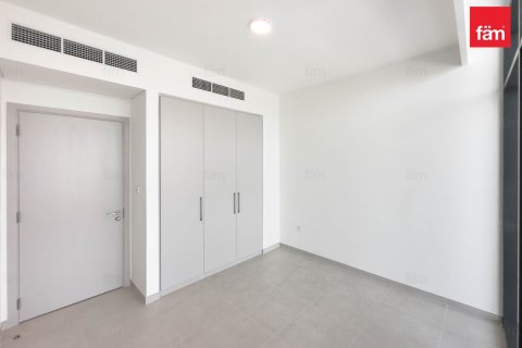 Villa in Dubai, UAE 3 bedrooms, 118.1 sq.m. № 647625 - photo 2