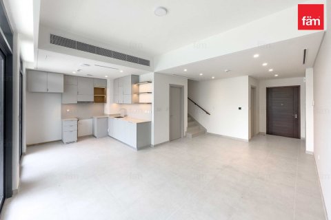 Villa in Dubai, UAE 3 bedrooms, 118.1 sq.m. № 647625 - photo 1