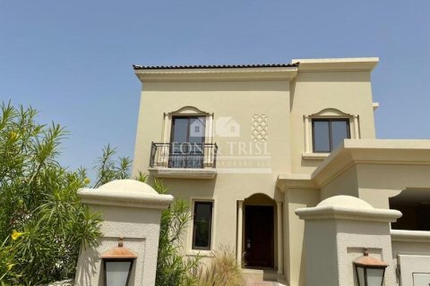 Villa te koop in Arabian Ranches 2, Dubai, VAE 5 slaapkamers, 693 vr.m., nr 648586 - foto 5