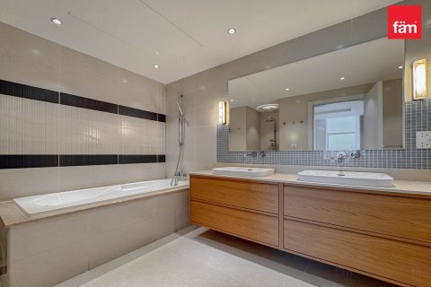 Lägenhet uthyres i Palm Jumeirah, Dubai, UAE 3 sovrum, 211.8 kvm Nr. 696708 - fotografi 12