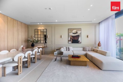 Apartment in Dubai, UAE 3 bedrooms, 268.2 sq.m. № 696703 - photo 2