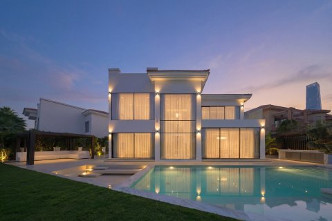 Vilë në Jumeirah Islands, Dubai, Emiratet e Bashkuara Arabe 5 dhoma gjumi, 932.37 m2. № 749302