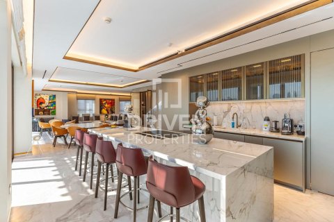 Apartament na sprzedaż w Jumeirah, Dubai, ZEA 4 sypialnie, 471 mkw., nr 683499 - zdjęcie 7