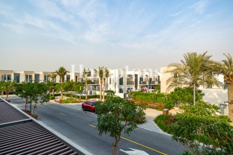 Kaupunkipientalo Arabian Ranches 3, Dubai, Arabiemiraatit 4 makuuhuonetta, 234.30136600 m2 № 650965 - kuva 15