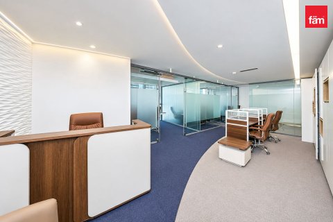 Toimisto Dubai, Arabiemiraatit 89.9 m2 № 758237