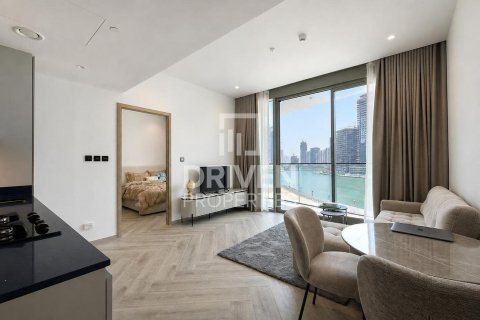 Apartment in Business Bay, Dubai, UAE 1 bedroom, 63.64 sq.m. № 766956 - photo 2
