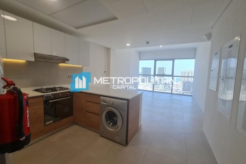 Пәтер Аль-Рим, Абу-Даби, БАӘ-да 2 жатын бөлмелер, 72.7 м² № 669327 - фото 1