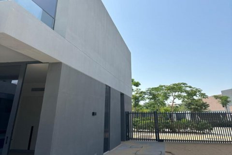 Vila v Tilal City, Sharjah, SAE 4 spálne, 443.13 m2 č. 637555 - Fotografia 1
