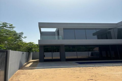 Vila v Tilal City, Sharjah, SAE 4 spálne, 443.13 m2 č. 637555 - Fotografia 4