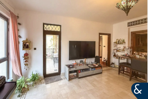 Old Town, Dubai, संयुक्त अरब अमीरात में अपार्टमेंट, 1 बेडरूम, 90 वर्ग मीटर, संख्या 671083 - फ़ोटो 4