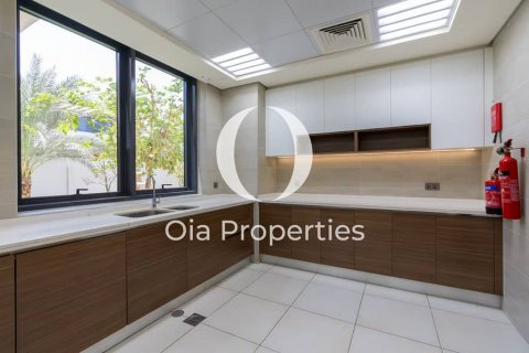Huvila Yas Island, Abu Dhabi, Arabiemiraatit 5 makuuhuonetta, 568 m2 № 644544 - kuva 12