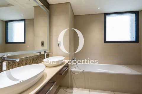 Huvila Yas Island, Abu Dhabi, Arabiemiraatit 5 makuuhuonetta, 568 m2 № 644544 - kuva 28