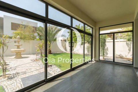 Huvila Yas Island, Abu Dhabi, Arabiemiraatit 5 makuuhuonetta, 568 m2 № 644544 - kuva 8