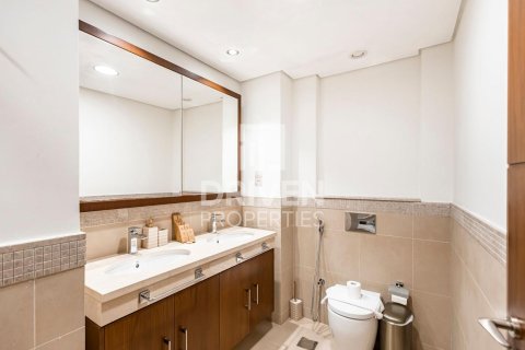 Lakás itt: Downtown Dubai (Downtown Burj Dubai), Dubai, EAE, 2 hálószoba, 129 m², azonosító: 683509 - fénykép 19