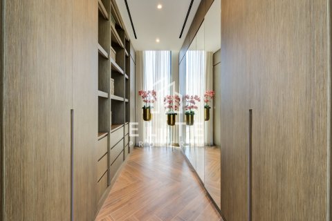 Villa in Dubai, UAE 7 bedrooms, 1021 sq.m. № 736014 - photo 15