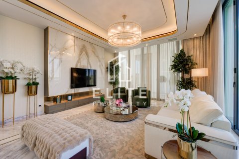 Villa in Dubai, UAE 7 bedrooms, 1021 sq.m. № 736014 - photo 6