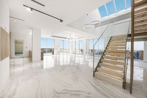 Penthouse di Palm Jumeirah, Dubai, UAE 4 bilik tidur, 677 meter persegi № 736015 - foto 11