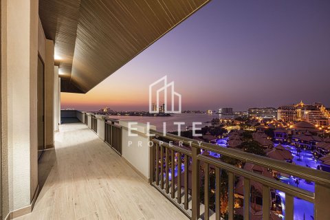 Penthouse di Palm Jumeirah, Dubai, UAE 4 bilik tidur, 677 meter persegi № 736015 - foto 3