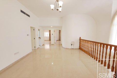 Vila di Al Safa, Dubai, UAE 4 bilik tidur, 501.68 meter persegi № 766846 - foto 9