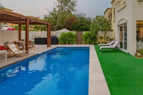 The Springs, Dubai, UAE의 임대용 빌라 침실 2개, 156.63제곱미터 번호 733579 - 사진 3