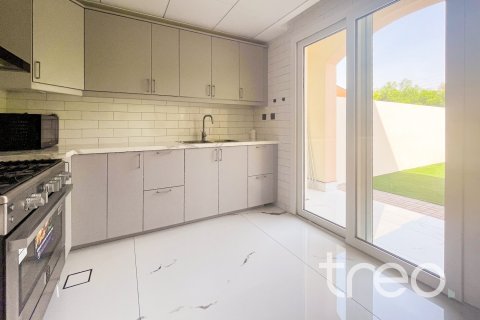 Vila u The Springs, Dubai, UAE 3 spavaćih soba, 228.08 m2 Br. 733582 - fotografija 5